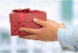 Biếu quà tết: Từ lòng thành tới ...lòng tham